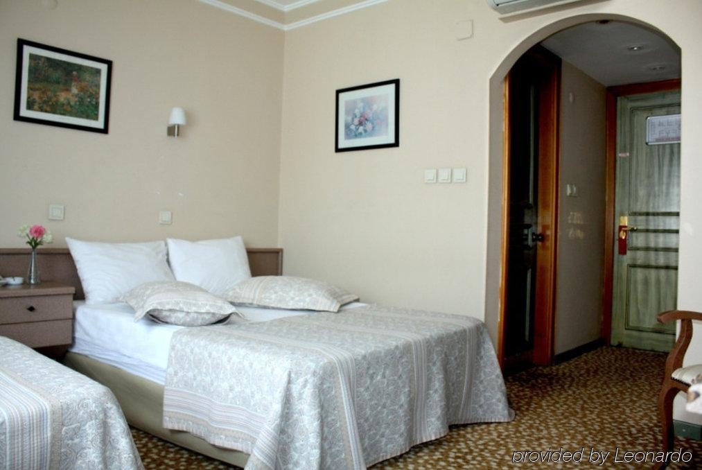 Sidonya Hotel Истанбул Екстериор снимка