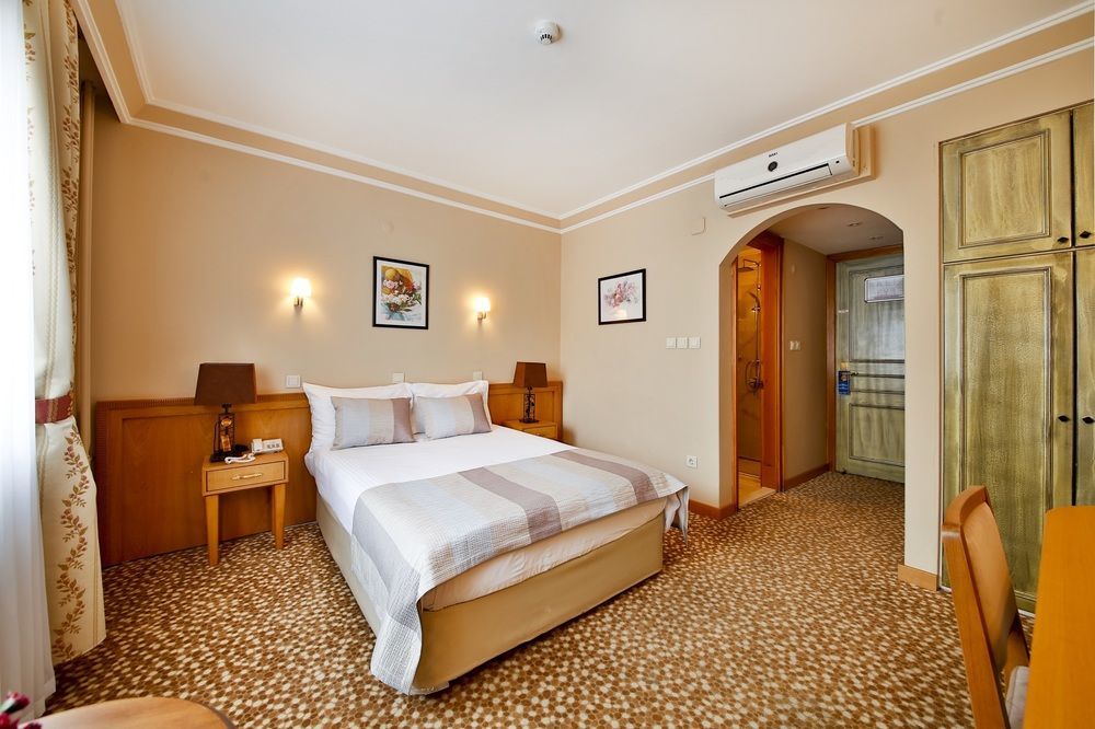 Sidonya Hotel Истанбул Екстериор снимка
