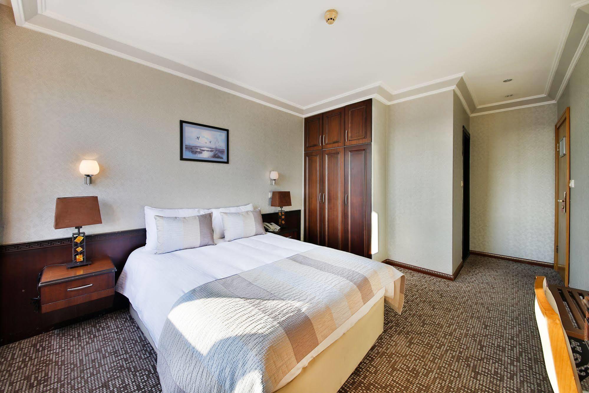 Sidonya Hotel Истанбул Екстериор снимка