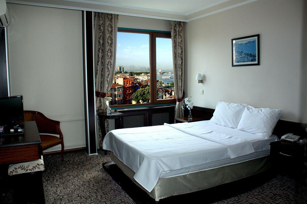Sidonya Hotel Истанбул Екстериор снимка